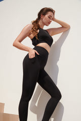 Black AirRise Perform Pocket legging 