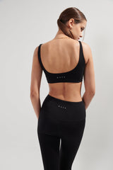 AirRise scoop neck sports bra - Black