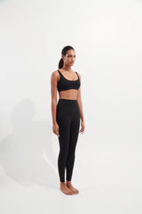 AirRise scoop neck sports bra - Black