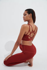      Double layered design, RAIA signature lattice cross back designed for ventilation and full range of  movement, High neckline, Perfect for high, medium, and everyday support, Removable premium support bra pads - supporting you just perfect amount (not too much not too little), Soft touch, Sweat-wicking/moisture management, Quick-drying, Breathable, Second Skin AirRise feel See AirRise collection, Flattering mesh paneling for extra breathability, Sustainable properties - fabrication processes